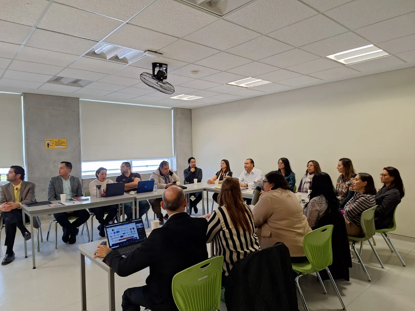 REUNIÓN DE TRABAJO